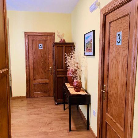 Hostal La Serna 호텔 포테스 외부 사진