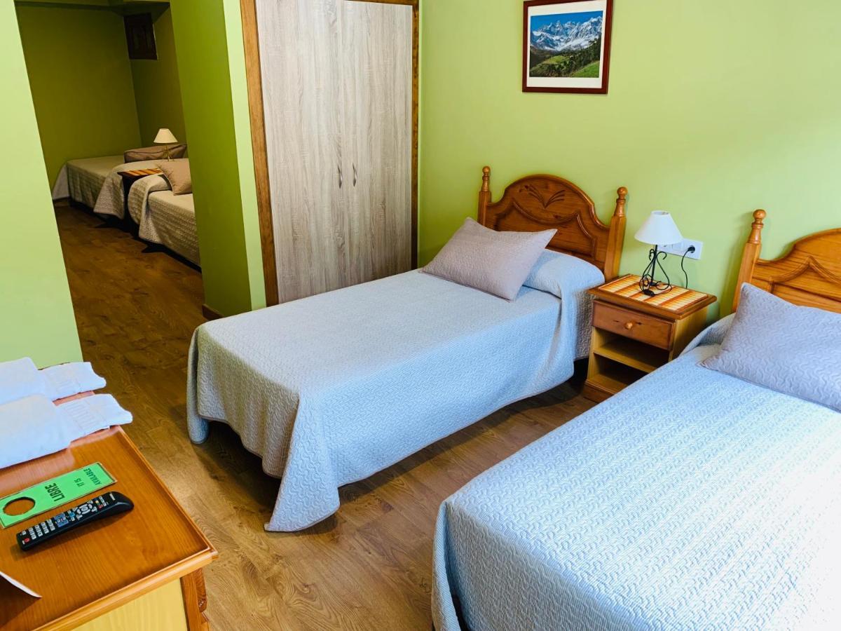 Hostal La Serna 호텔 포테스 외부 사진