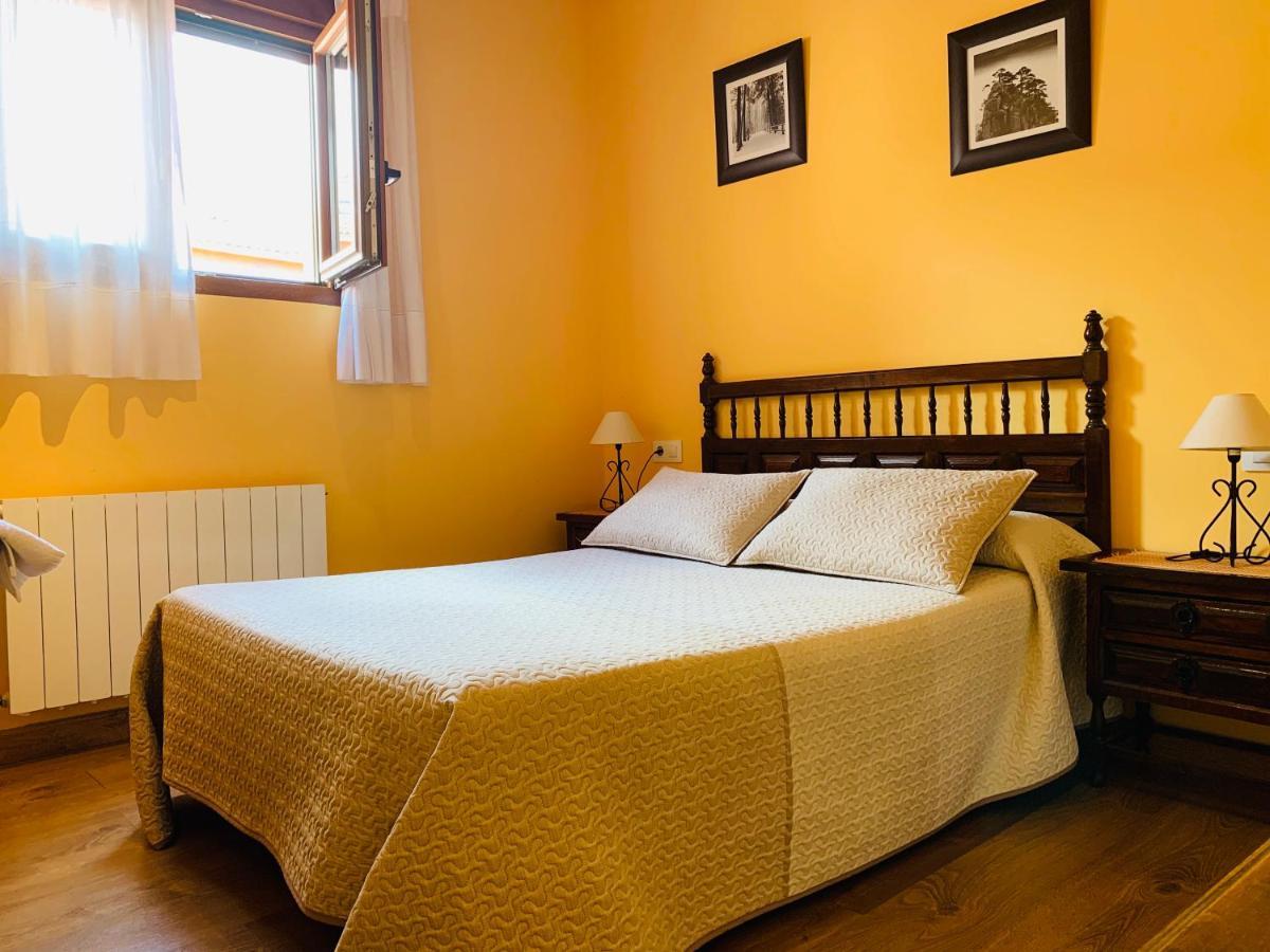 Hostal La Serna 호텔 포테스 외부 사진